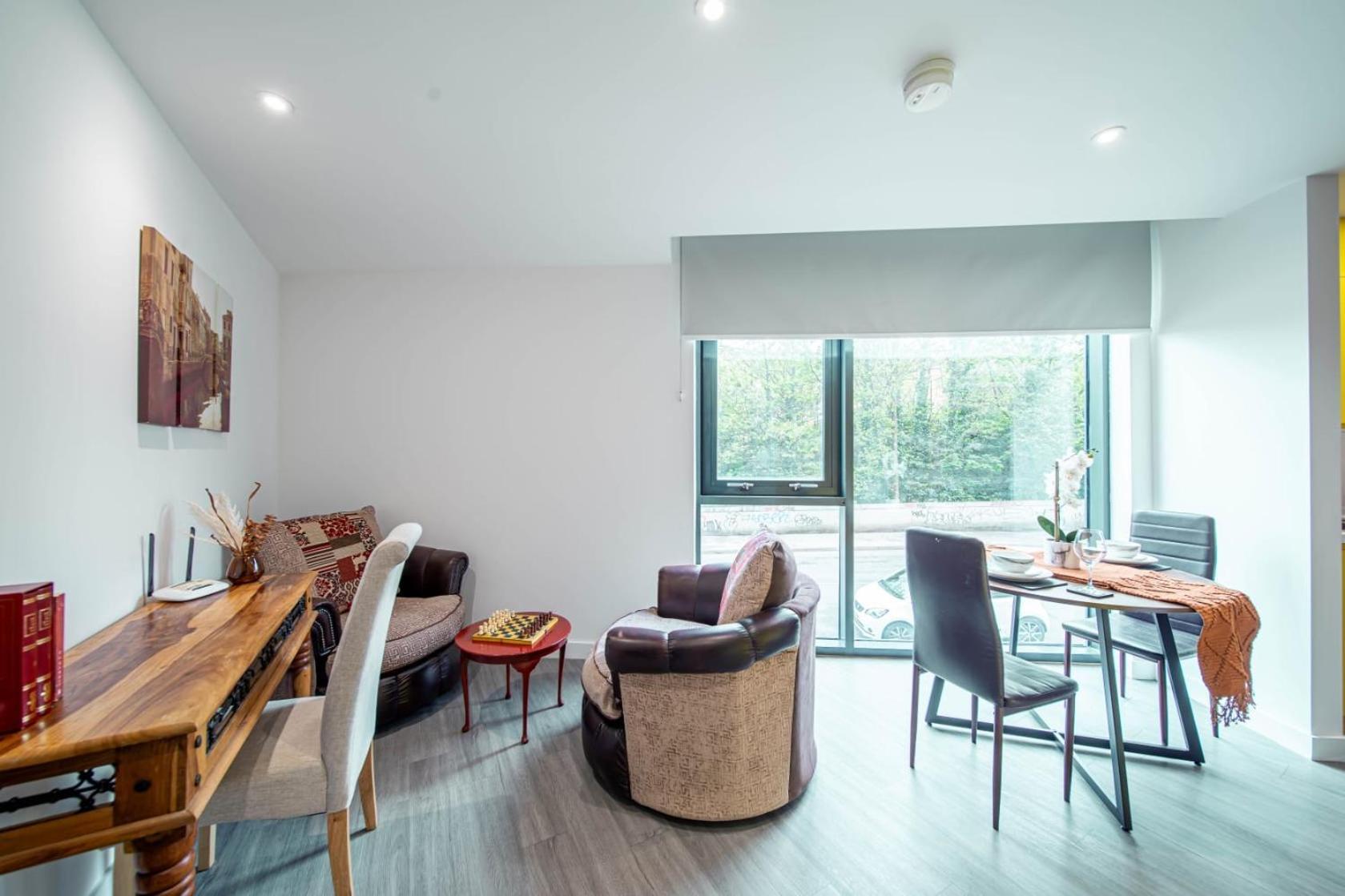Corner Studio Apartment In シェフィールド エクステリア 写真