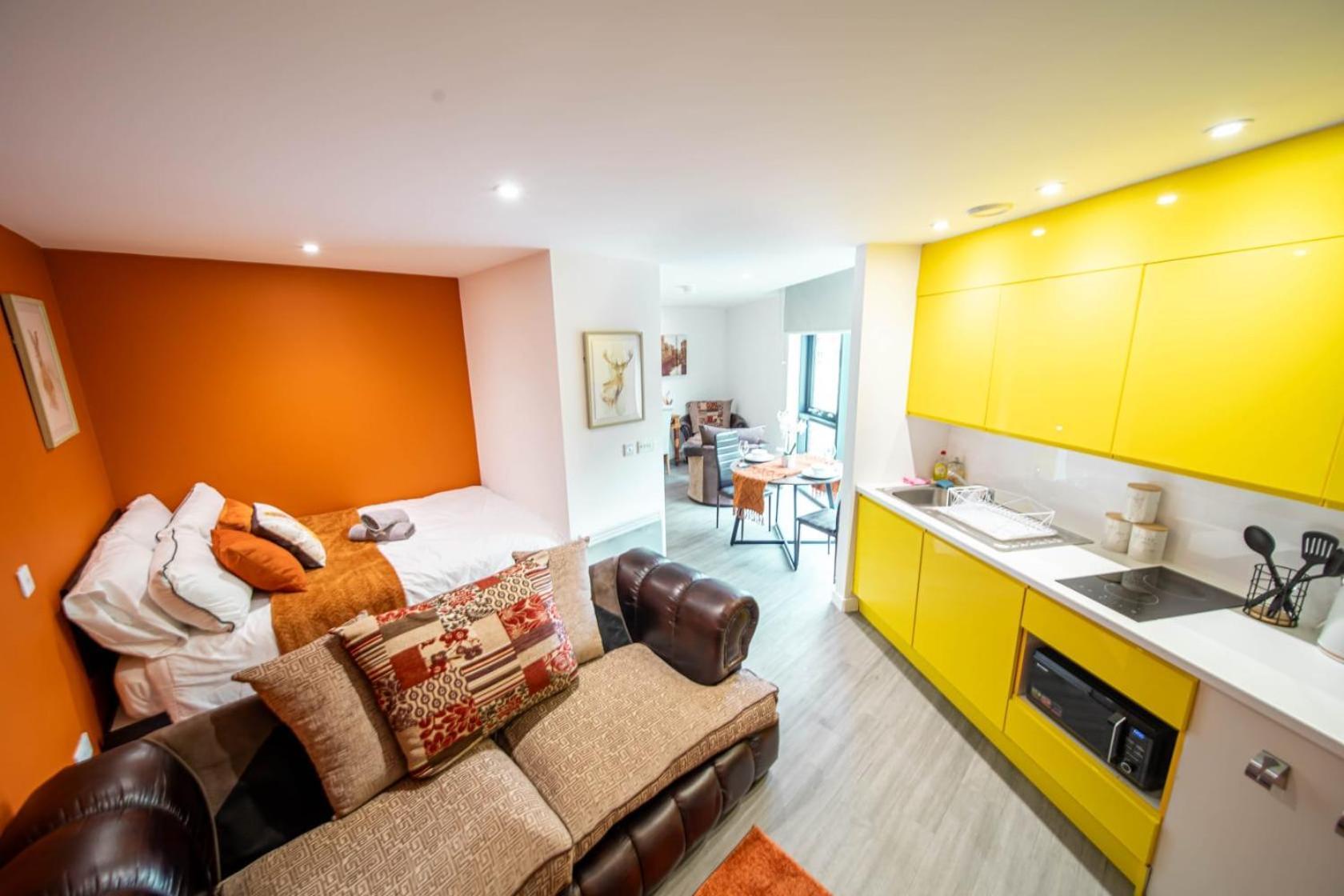 Corner Studio Apartment In シェフィールド エクステリア 写真