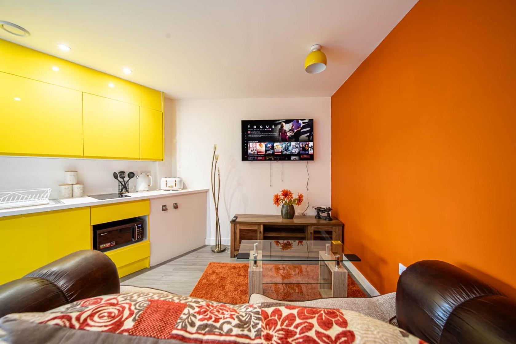 Corner Studio Apartment In シェフィールド エクステリア 写真